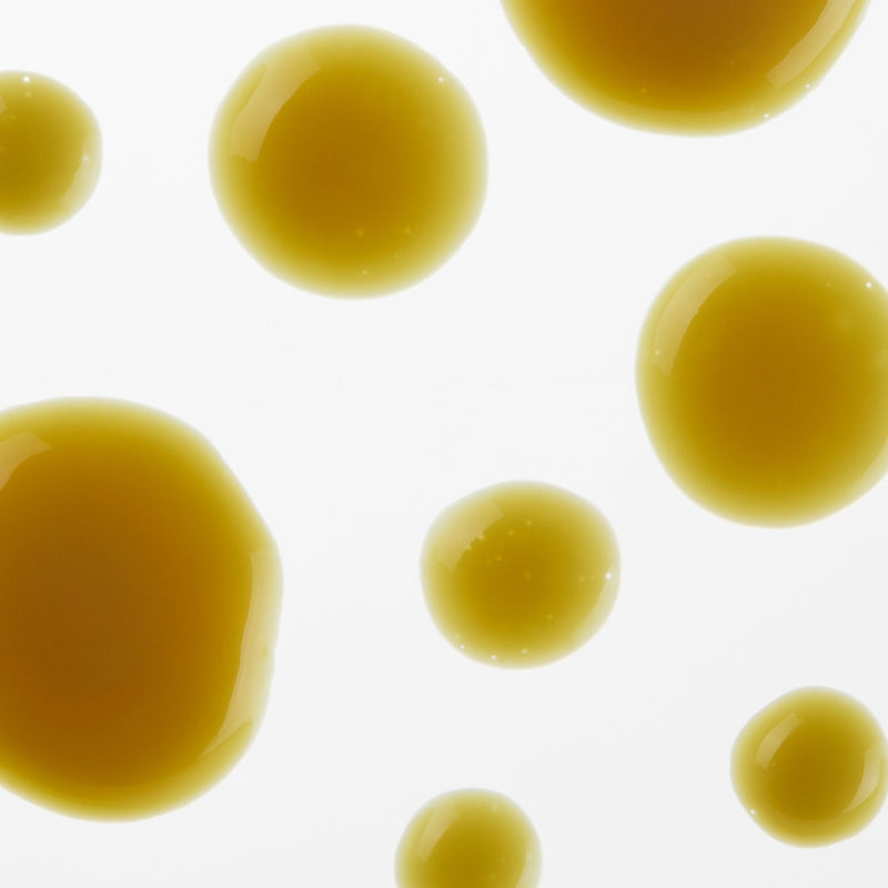 Retinoids Are Complicated. This Guide Isn’t.