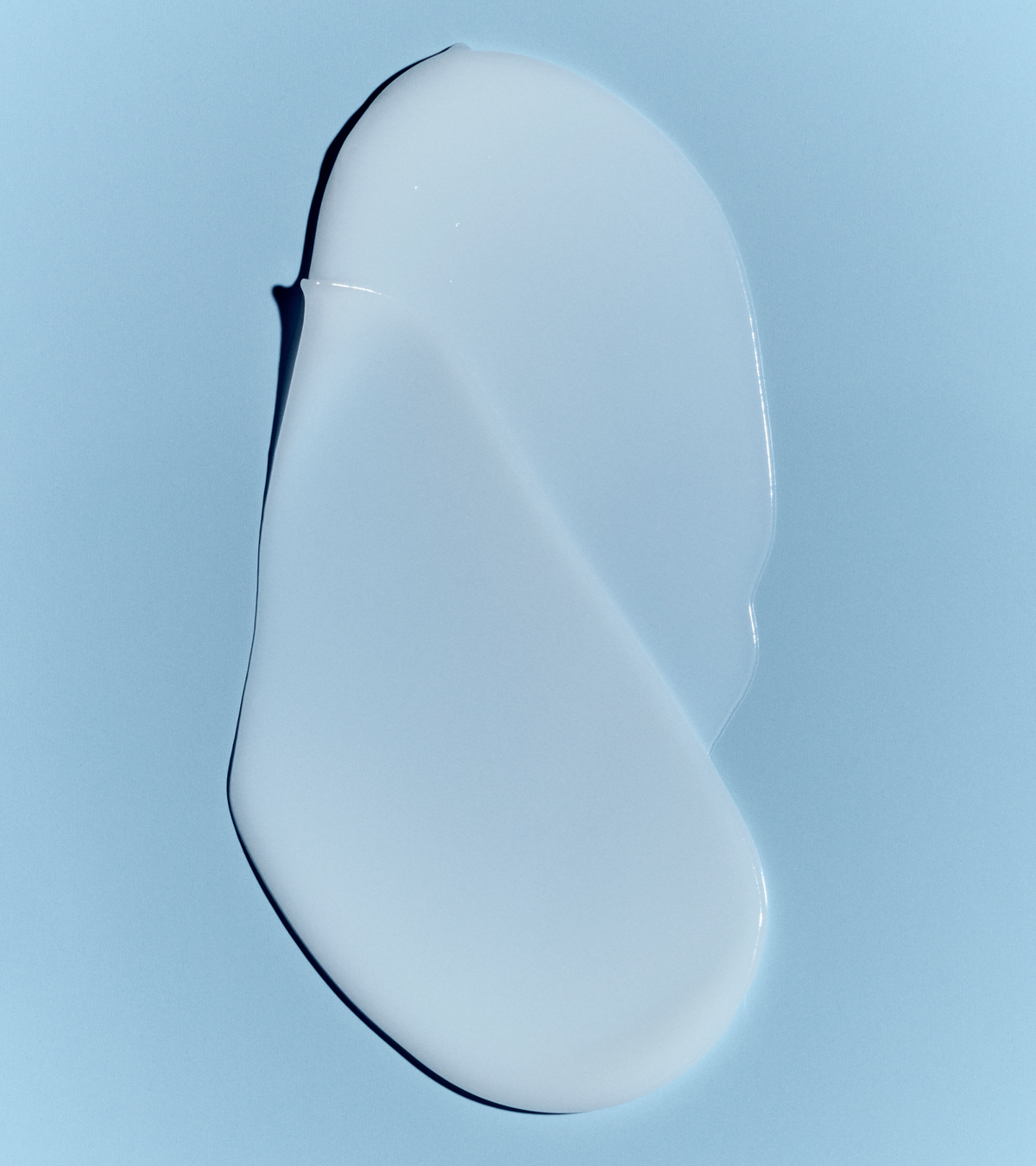 dieux Dieux-air-angel-peptide-plumping-gel-cream-smudge-blue-background.